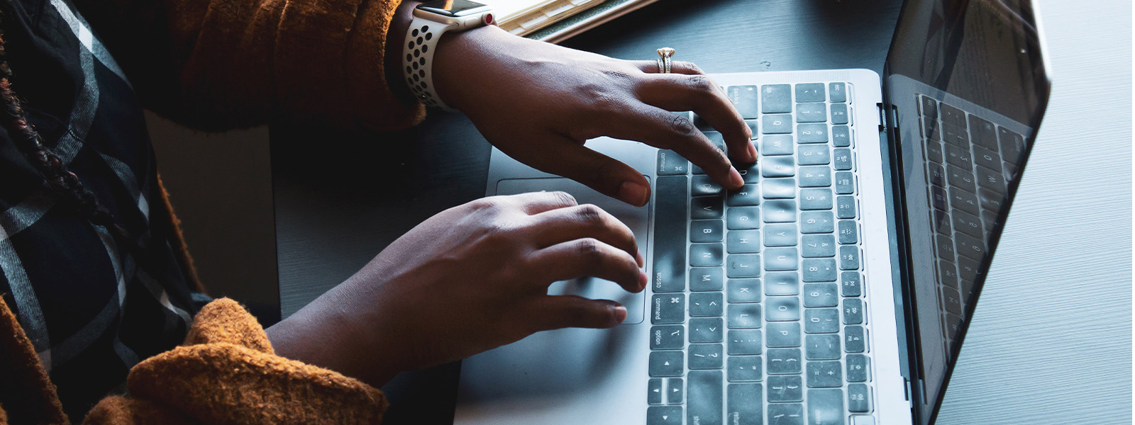 girl working on laptop
